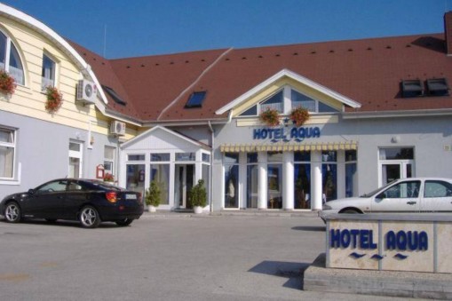   - Hotel Aqua Komárom